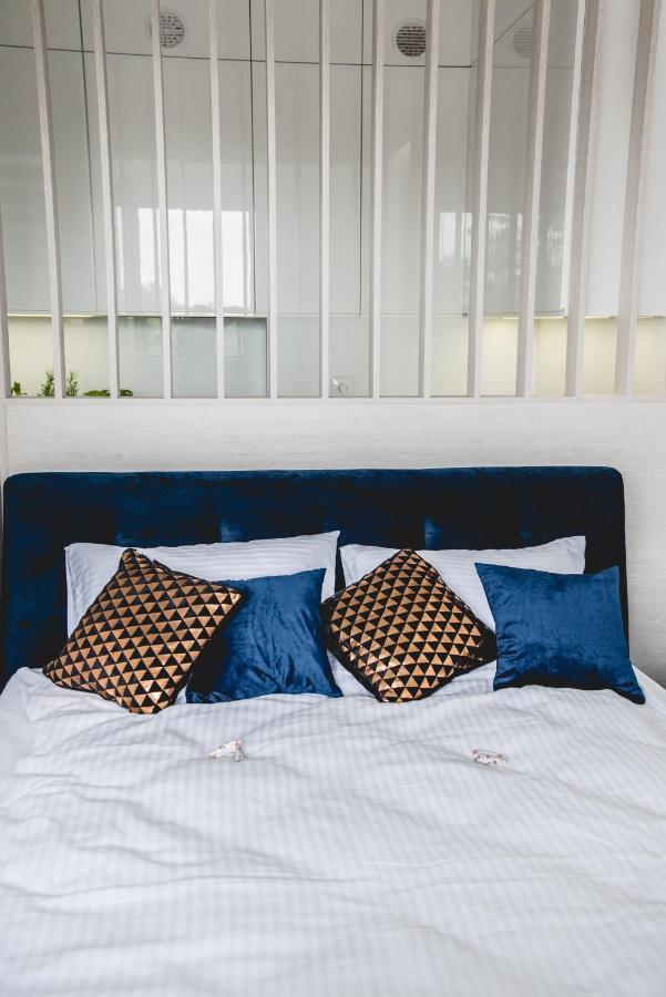 Hypnotize Apartment Glamour Konin  Dış mekan fotoğraf